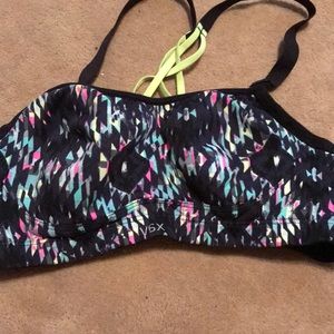 VS sports bra